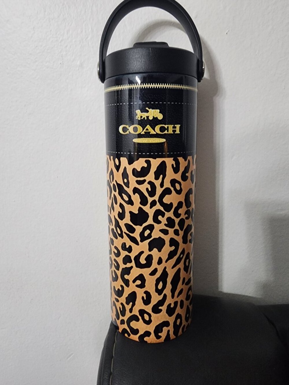 Animal Print Water bottle - Picture 4 of 6